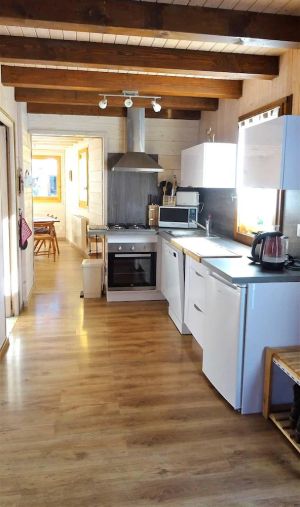 Image of Chalet rénové Les Gets 8 pers, central, 150m commerces, 350m pistes, terrasse sud, parking privé - FR-1-802-84