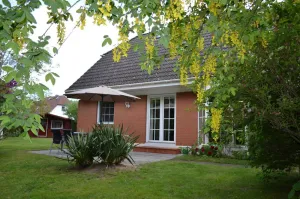 Image of Ferienhaus Wiking - in a quiet location, beautiful vacation home with terrace and garden - Ferienhaus Wiking