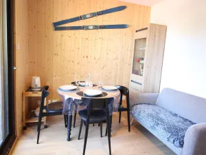 Image of Centre-ville Bagnères-de-Luchon T2 avec balcon, WiFi, animaux admis - FR-1-313-233