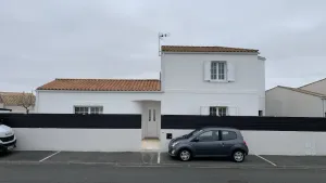 Image of Large house for up to 10 people with 4 bedrooms