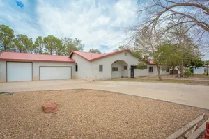 Image of Jacuzzi Home - 5 min drive to FLETC!