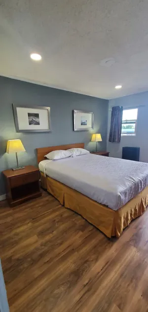 Image of Travelers Inn