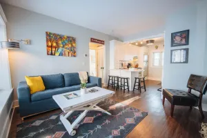 Image of Arbor Suite - Modern Comfort in the Heart of Downtown Sturgeon Bay