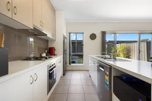 Image of The Charming Living 3BR Townhouse Perfect Vacation