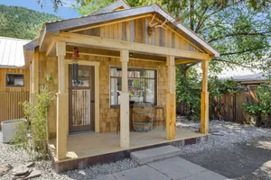 Image of Super cute house in the heart of downtown New Castle!