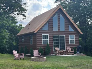 Image of Rustic Elegance, 1 bedroom cabin in the heart of Jonesborough.
