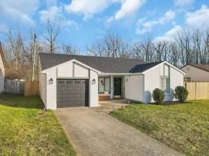 Image of Easy Livin' By Easton: Hot tub, Family Friendly, 6 minutes from Easton Town Center