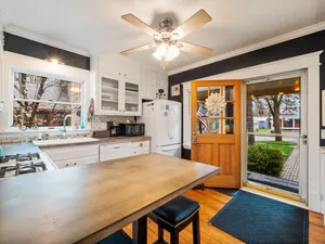 Image of Cozy cottage in downtown Hudson, WI!