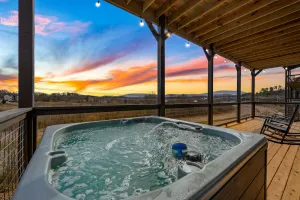 Image of Brand New! Indoor Pool|11 min to Pkwy|Hot Tub|View