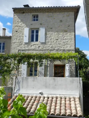 Image of South Ardèche, in the heart of the village of Chandolas