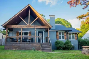 Image of 3-bedroom vacation home 5 minutes from High Point University