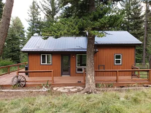 Image of Remote cabin on 40 acres with wildlife and no distractions.