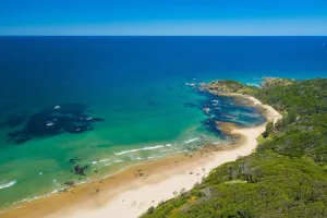Image of Coastal 3-bedroom home close by the beach