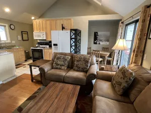 Image of Downtown Hailey - Cozy, quiet, close to everything, comfy deck, gas grill