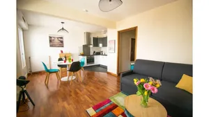 Image of grand studio avec parking à 10 minutes des plages