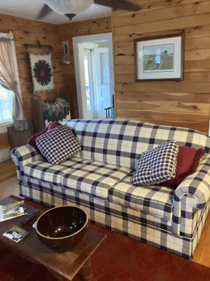 Image of HIDDEN TREASURE. 30 miles East of  Raleigh. Great for Travel Nurses!