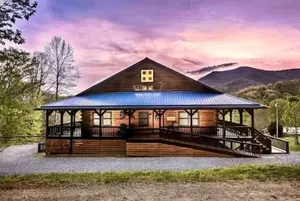 Image of Blue Moon Lodge: Reconnect with Family and Friends with Room to Spread Out!