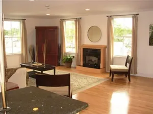 Image of Spacious Marblehead Townhouse - Roof Deck with Panoramic Views