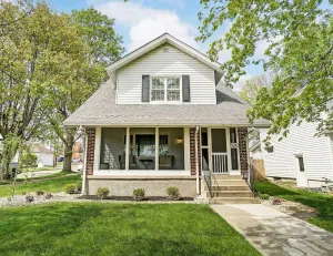 Image of Webster Ave · Close to entertainment, shopping and restaurants