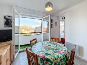 Image of Central Studio with Balcony, Near Beach & Shops, Sleeps 4