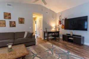 Image of Perfect Jax beach home min to ocean & restaurants!