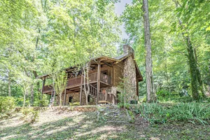 Image of New Cabin walking distance to Lake Lure Beach and minutes from Chimney Rock.