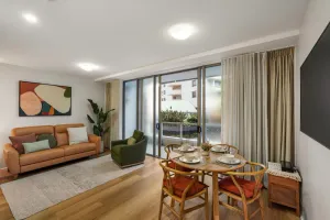 Image of Absolute Waterfront - Enjoy Exceptional Lifestyle