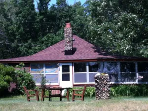 Image of Charming 2-Bedroom Cabin with boathouse on Big Carnelian Lake in Stillwater