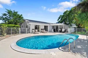 Image of Magnolia Tiki Beach House! Waterfront Heated Saltwater Pool!