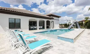 Image of Kids own play area\/Amazing themed bedrooms\/Extra large pool\/10 mins WDW\/1 LEVEL