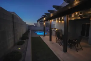 Image of 3-BedRm Pool House w\/ Coffee Bar & 5 Total Beds