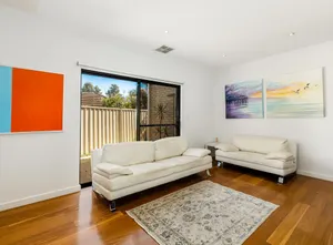 Image of Swainson on Lexington - 200m to Beach!