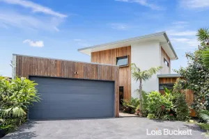 Image of Crows Nest - Crows Nest A Wonderful Weekender