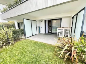 Image of T2 de standing Port et plages à pieds