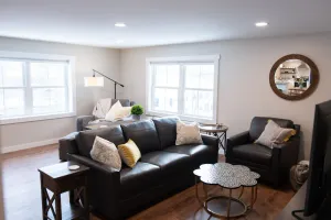 Image of Spacious and Bright Downtown APT with River View