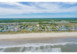Image of Beachski's Bungalow 2 Bedroom, 2 Bath with Pool and Tennis, Privat Beach Access!