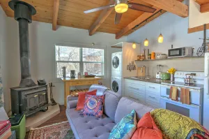 Image of Bright Studio w\/ Full Kitchen, Lg. Deck & Views, 2 Mi. to Downtown,10 Mi. to Ski