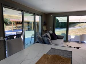 Image of Completely renovated 1-bedroom studio with private parking