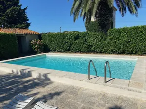 Image of Sunny Provence - countryside home with pool