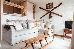 Image of Superb two rooms apartment partially renewed.<br><br>It is composed of a bedroom with a double bed, a ba