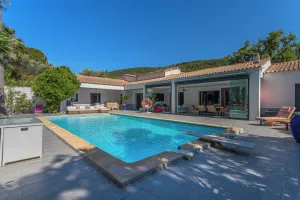 Image of CONTEMPORARY VILLA D ARCHITECT terrace pool surrounded by peaceful olive trees