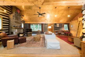 Image of Renovated & rustic cozy cabin with large yard, close to Ohiopyle
