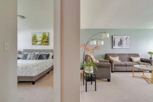 Image of Northeast Charm, 5 miles to downtown!