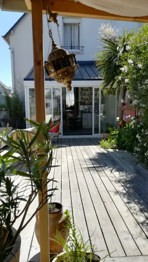 Image of Green terrace house