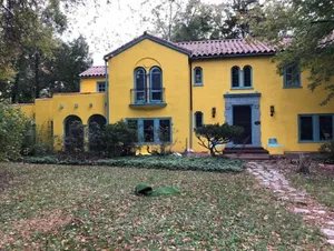 Image of Entire 6 bedrooms Spanish Villa for Weekly Rental