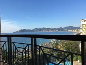 Image of Cannes apartment with sea view, aircondition and parking