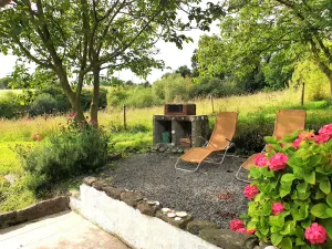 Image of Quiet cozy apartment with a large garden near the sea