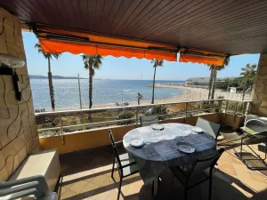 Image of Front de mer - Emplacement prisé - T2 moderne et climatisé - Tout à pied
