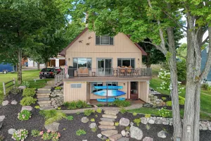 Image of Enjoy the Best of Both Worlds on Beautiful Silver Lake