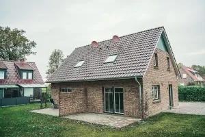Image of Ferienhaus Regine am See mit Privatstrand - Regine